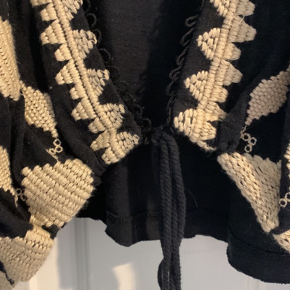 Free People Black w/ Tan Embroidered top. Drawstring Bottom. 0ne button front XS - Picture 4 of 10